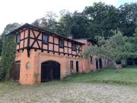 Unique vacation apartment for 6 to 8 people with a historic ambience