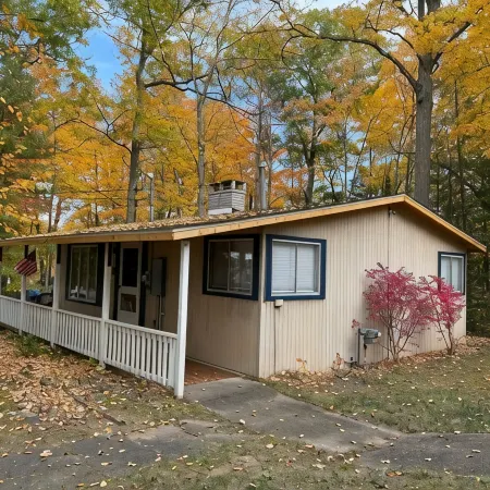 Cozy 2-bedroom cabin in South Shore of Hubbard Lake