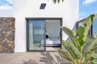 Mariposas Lajares 4, Villa Moderna Tranquila y Espaciosa, Para Familias y Amigos