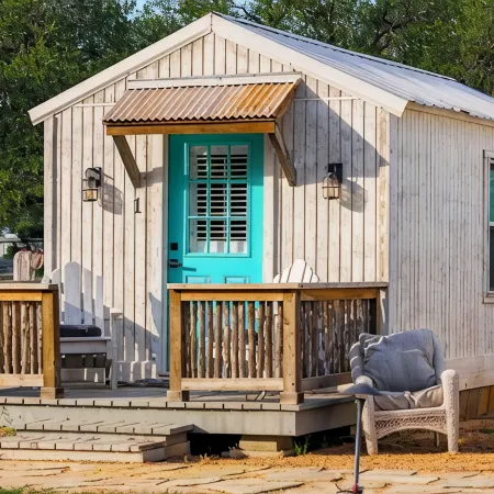 Glamping in Spicewood TX Hill Country~ Cabin 1 The Madison at Green Acres