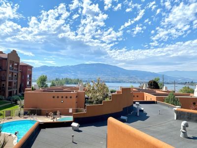 3 Bedroom Rental Townhome With Osoyoos Lake Views!