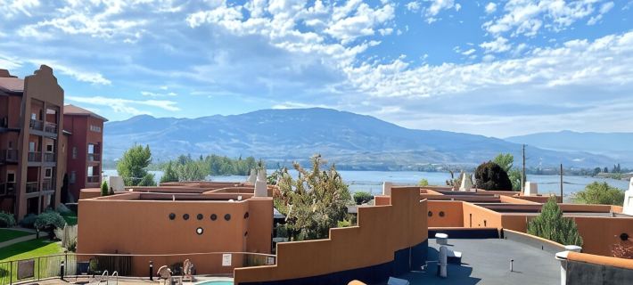 3 Bedroom Rental Townhome With Osoyoos Lake Views! Hotels in Osoyoos