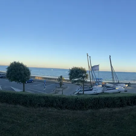DUPLEX T4 IMPRENABLE OCEAN VIEW DIRECT BEACH ACCESS 3 bedrooms sleeps 8