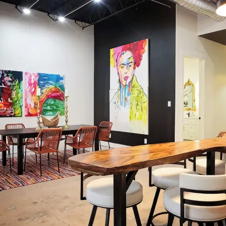 Frida's House - Historic Downtown