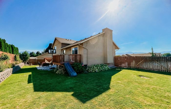 Family & Group friendly home w/ large hammock & game room near Leavenworth!