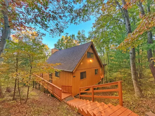 Relaxing Mountain Getaway with Hot Tub & Views! 6 minutes to Bryce Ski Resort - Alphydda