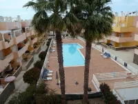 Luxurious apartment with sea view, swimming pool, private solarium, and 30 glowing reviews - Ocean View