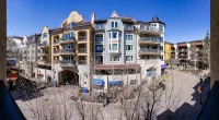 100 ft. to Gondola! Heart of Lionshead! Views, Fireplace, Balcony, Parking! - ที่มีอ่างอาบน้ำ