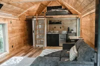 Secluded Cabin Minutes from Snow Trails & I-71 - Chalets