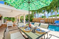 NEW 3Bed by the Beach- Game Room - Pool - Outdoor TV - Pools