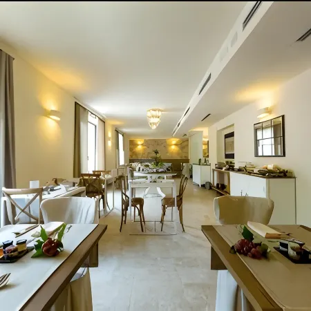 Hotel 900