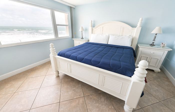 Beachfront 2Br Condo w/ Balcony & Heated Pool, Unit 224