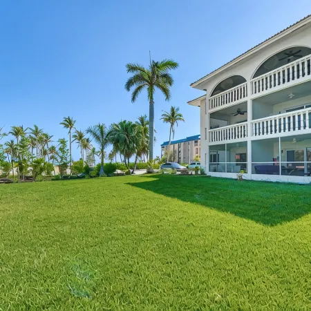 Rare Walkout Condo on Sanibel Beach