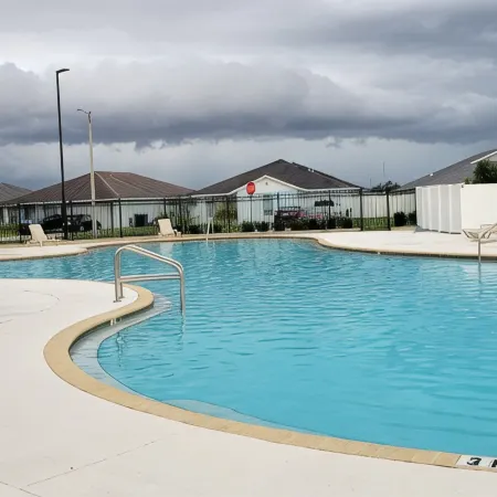 Home Paradise, Cozy guest suite in Ruskin POOLS HIGH SPEED WIFI BEACH MINUTES!!!