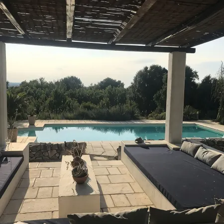 Beautiful hilltop Trulli w/ POOL & A/C in almond & olive grove - TrulliVistas