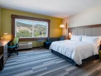 Holiday Inn Express & Suites KELOWNA - EAST by IHG Hotels near Black Mountain