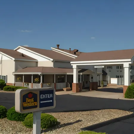 Best Western Plus University Park Inn  Suites Отели в г. Амес