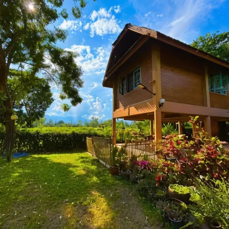“ Live Like A Local ” Northern Style Wooden House