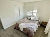 Hometown USA With Hot Tub and Fully Renovated