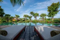 Thala Tra Vinh - Pool