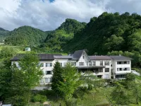 Sasakura Onsen Ryuunso - Bãi đậu xe