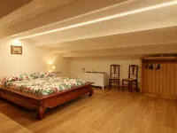 TRE NOCI HOUSE: near the sea Hotels in Lascari