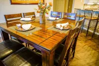 Lakeview Penthouse, Amazing Views—3BR/2BA Relax in Branson Condo, Indian Point