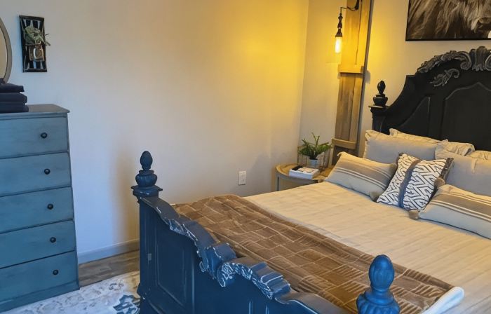 DOUBLE DOWN SUITE : Unit A       Casino Retreat & Pickleball court