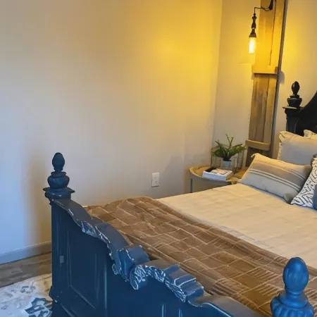 DOUBLE DOWN SUITE : Unit A       Casino Retreat & Pickleball court