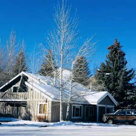 3BD Downtown Ketchum Ski Condo - Near Ski Lifts