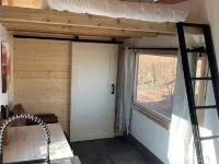 Cozy Orchard cabin with garden, vineyard in delightful Hildale 힐데일 호텔