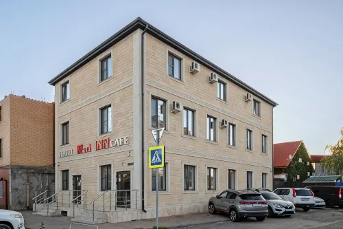 Mari Inn Hotel
