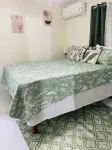 Chic 1-bedroom apartment with AC, WiFi in central  New  Kingston area