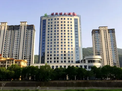 Pingli Nostone Grand Hotel