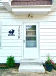 Bison Hall 5, No cleaning fee, Near Harding