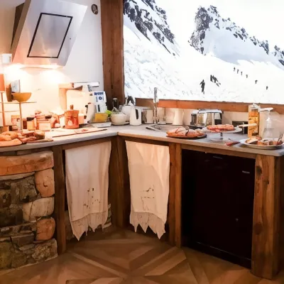 Maison Le Cler Hotels near Chantorné
