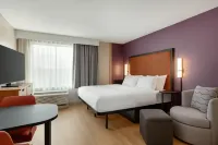 LivSmart Studios by Hilton Kokomo - Bintang 2