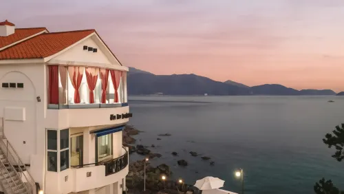 Namhae Opera House Pension - Balkoner