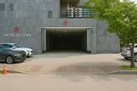 โรงแรม โมเดิร์น - ที่มีที่จอดรถ