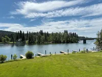 Waterfront Bigfork Bay Retreat