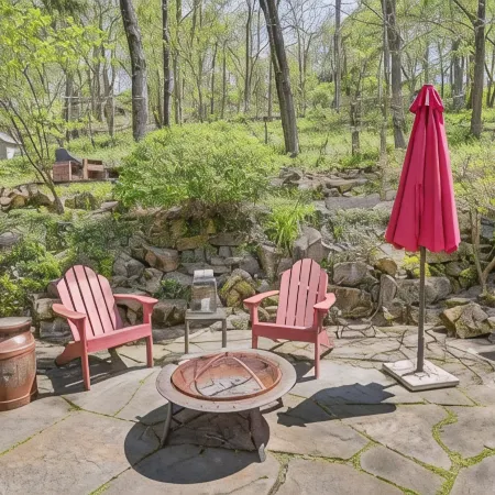 Lambertville Retreat - Walk to Shopping and Dining!
