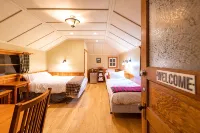 Johnston Canyon Lodge & Bungalows - Parkering
