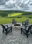 Amazing Views • 7 Acres • Creek • Hot Tub • 30 Min to All Star Village - Wifi
