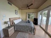 Enjoy Amazing Sea Views, Private Pool & Caribbean Breezes from This 2 Bd Villa! - balcony