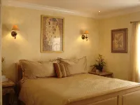 Best Value in Laguna Beach, close to Crescent Bay Beach! - 3-Star
