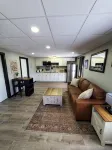 Charming building with 1 bedroom and AC, WiFi in serene Whitehall - Wifi