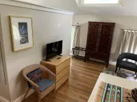 Sunny Coach House in Historic Oak Park - 3 stjerner