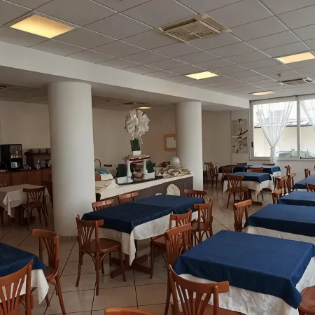 Blue Hotel
