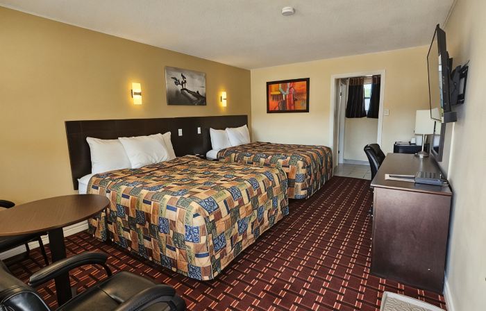 Fox Motor Inn