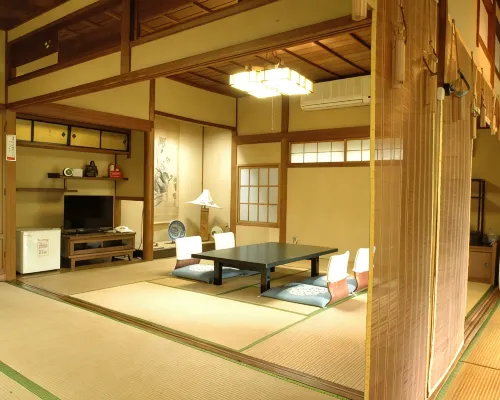 Shofuso Ryokan Hotels in Kurayoshi